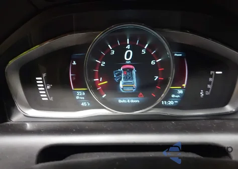 2015 Volvo Xc60 T6 R-Design Platinum из США, поврежденный, VIN YV4902RH9F2574330